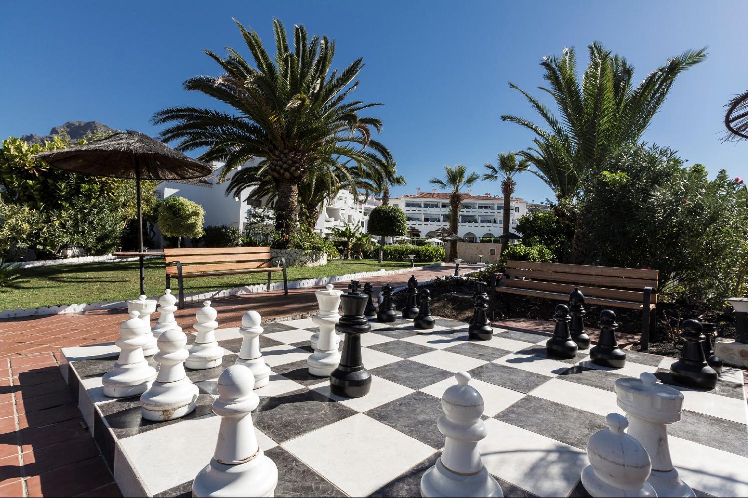 Regency Torviscas And Aparthotel