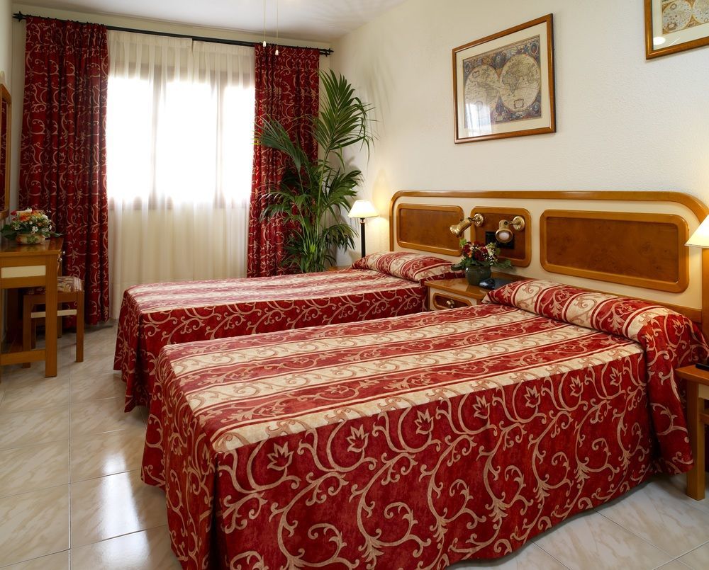 Regency Torviscas And 3* Costa Adeje (Tenerife)